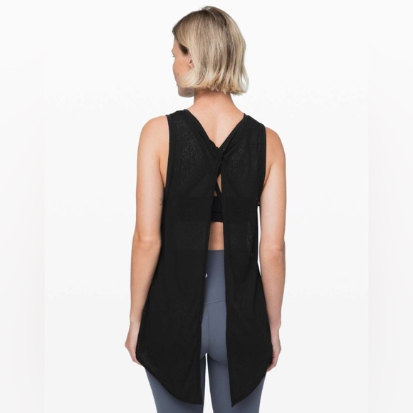 Lululemon Meet Halfway Tank - Picture 2 of 4